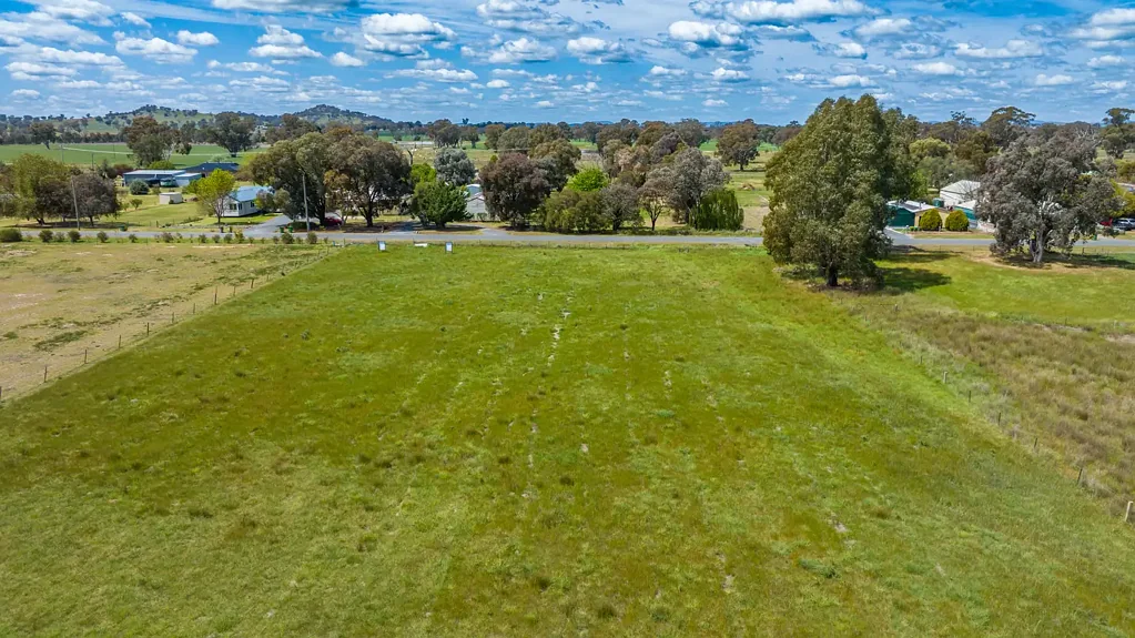 64 Gordon Street, Culcairn, NSW 2660