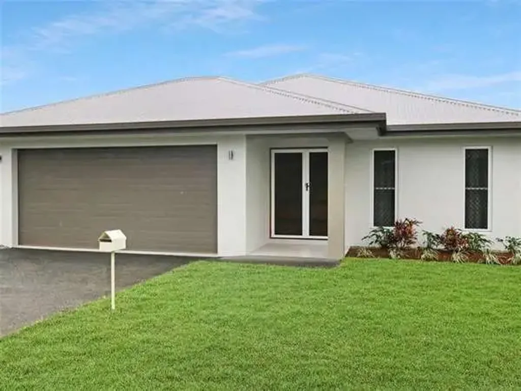 Redlynch 5 Bedroom Modern 5 bedroom, 3 bathroom home in Redlynch
