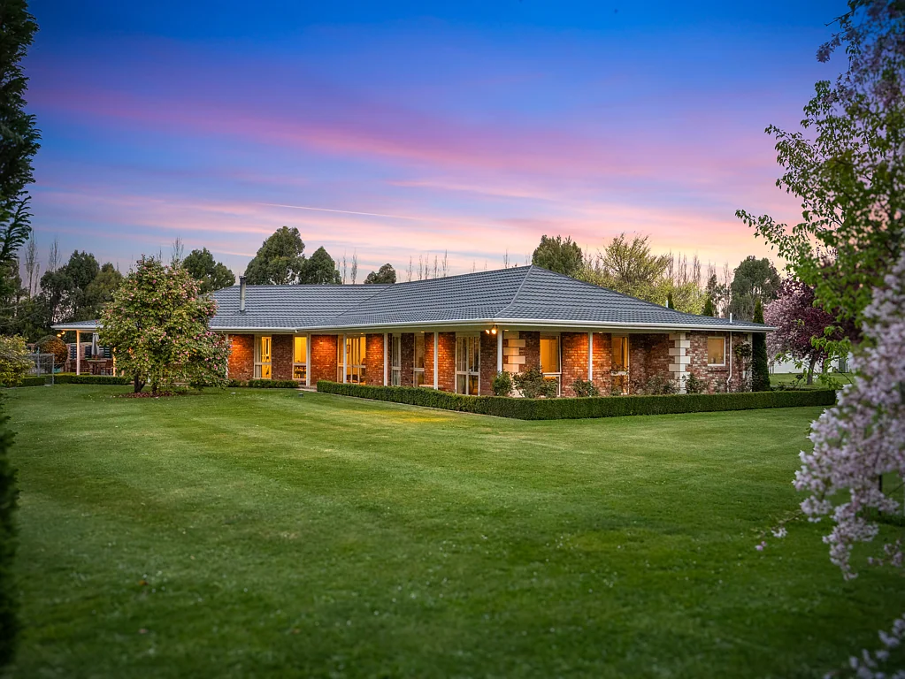 Harewood Country Style Living in the City