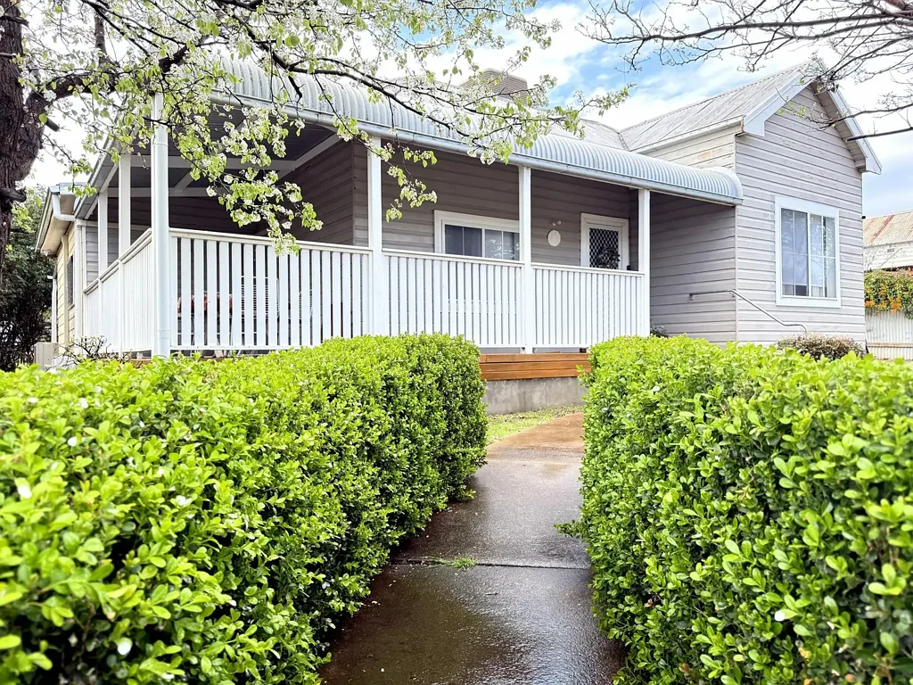 69 Orange Street, Condobolin, NSW 2877