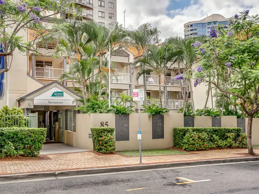 102/85 Deakin Street, Kangaroo Point, QLD 4169