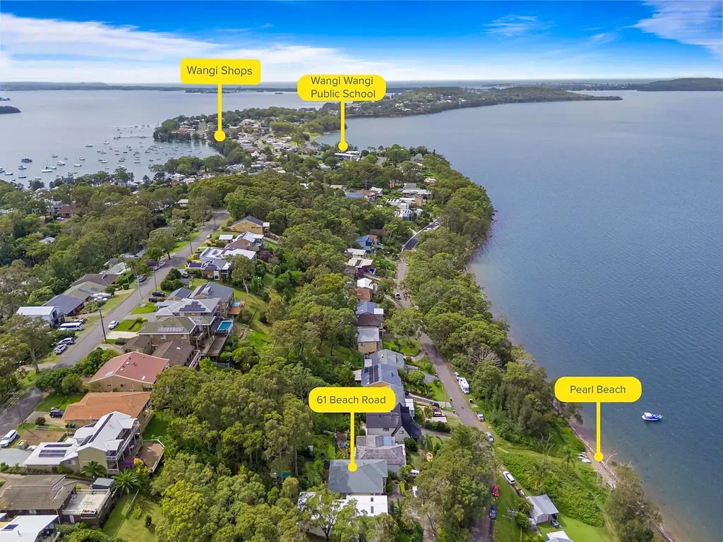 Wangi Wangi 3房  PANORAMIC LAKE VIEWS IN A PRIVATE AND QUIET LOCATION ON LAKE MACQUARIE