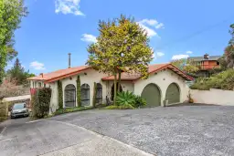 435 Don Buck Road, Massey