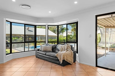 55 Pine County Place, Bellbowrie, QLD 4070, 5 slaapkamers, 2 badkamers, House