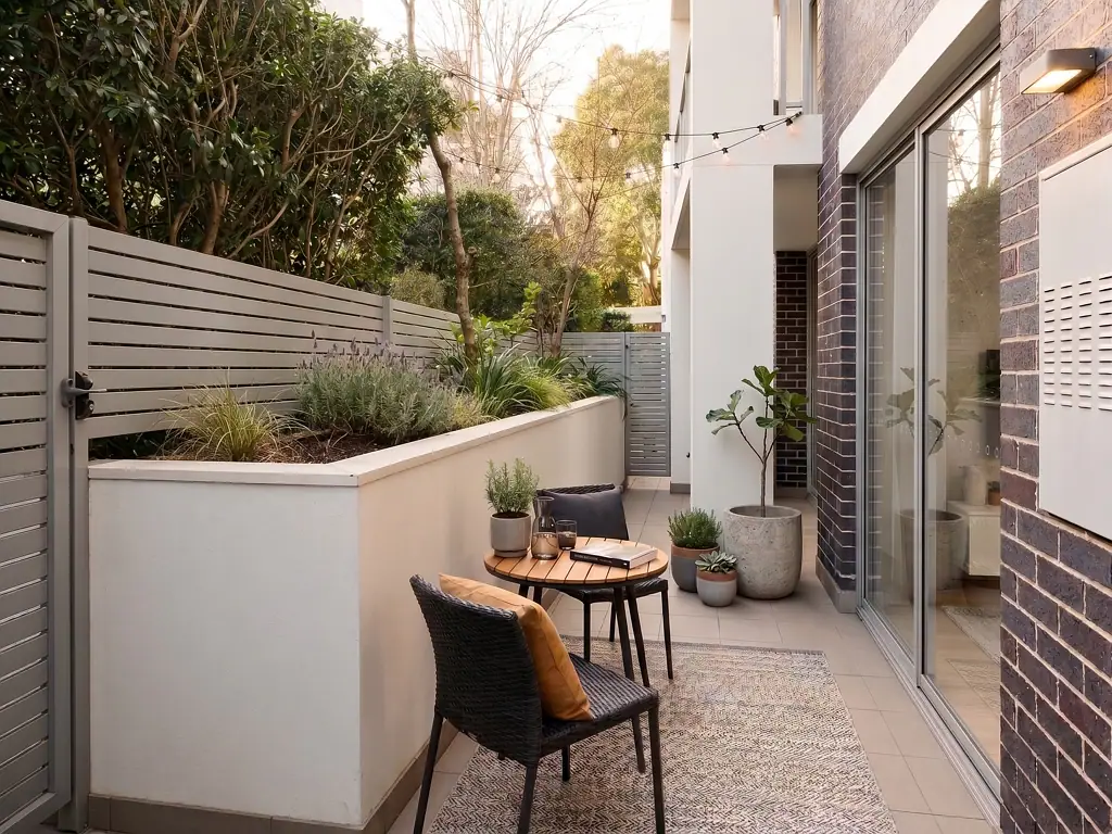 Quiet Rear-of-Complex Courtyard Sanctuary in the Heart of St Ives