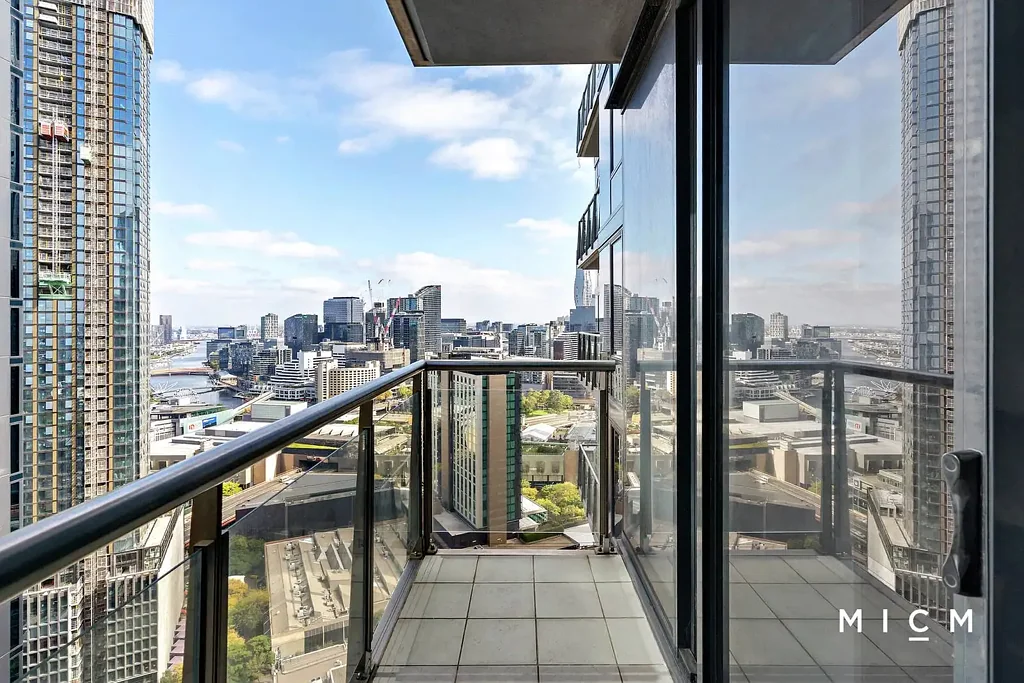Southbank 2 Bedroom Supersized Entertainer with Blissful Bay and River Views