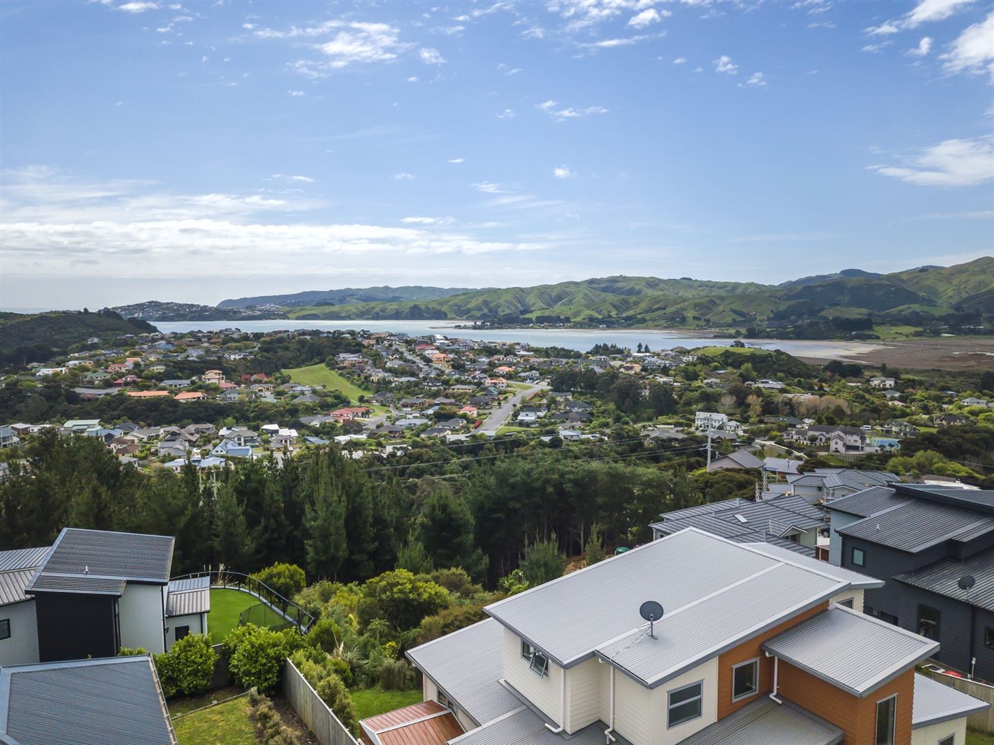 135 Endeavour Drive, Whitby, Porirua, 3 غرف, 2 حمامات