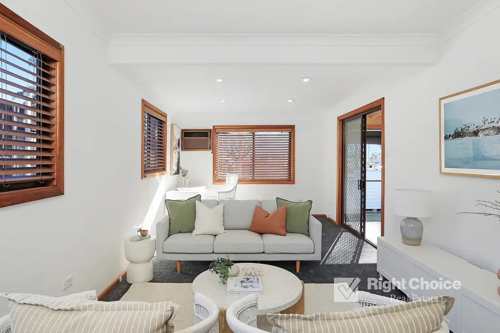 Dapto 4chambre Spacious Family Living on a Generous 767sqm Block
