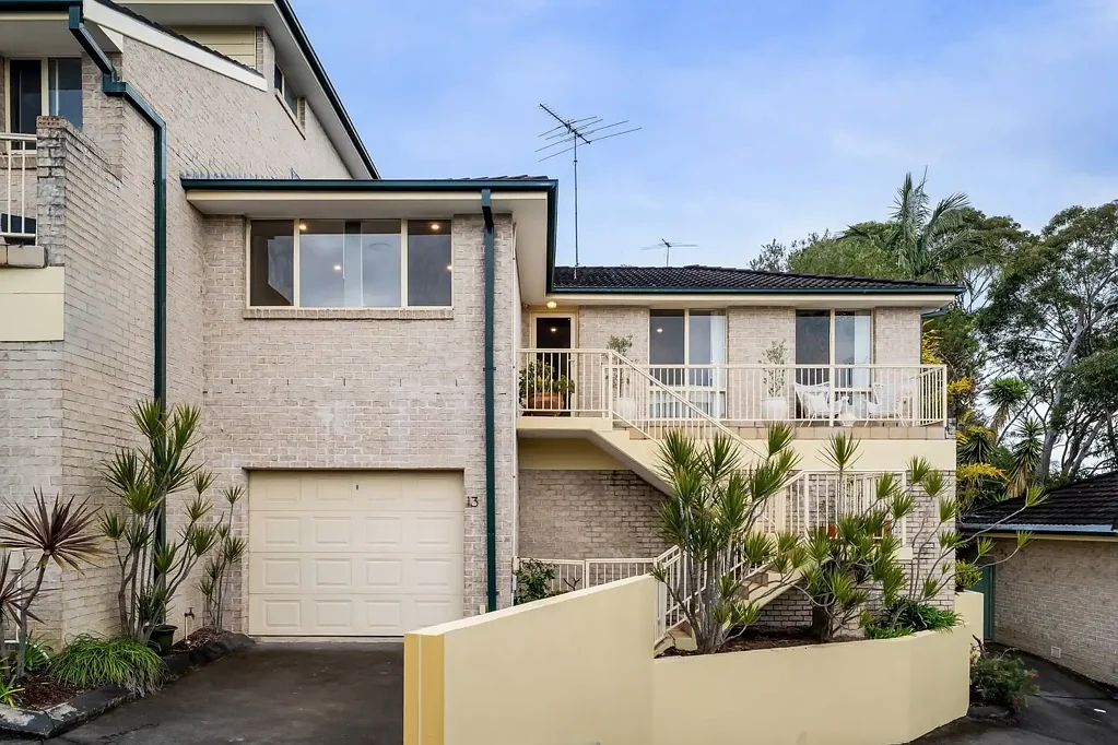 Engadine 2ਬੈੱਡਰੂਮ Elevated Townhouse with Valley & Bushland Views