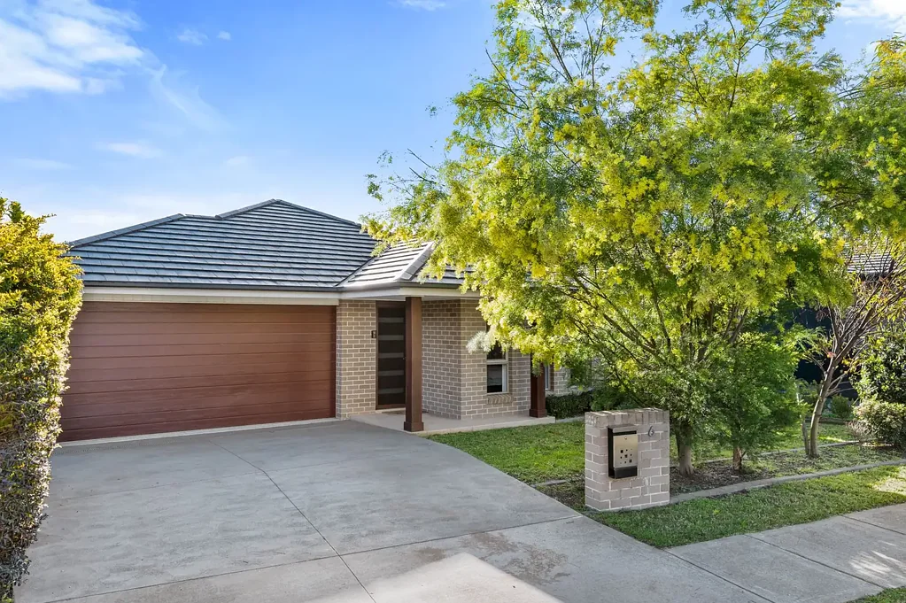 Spring Farm 4 Bedroom Spacious Family Living with Modern Comfort in Spring Farm