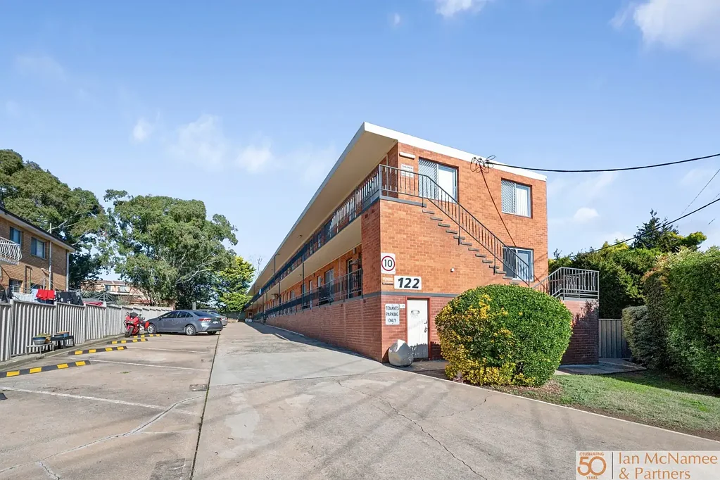 "Quiet, Renovated, and Perfectly Positioned - Your Ideal Crestwood Home Awaits"