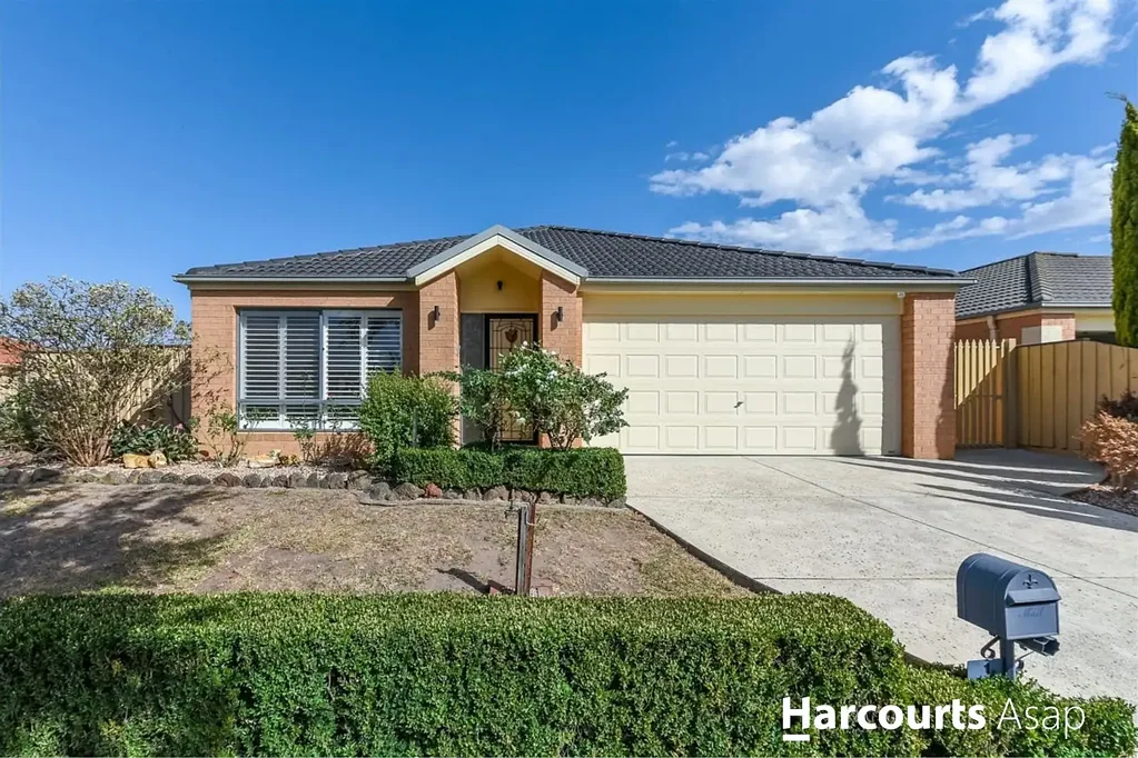 Perfect Family Home in a Peaceful Court Setting