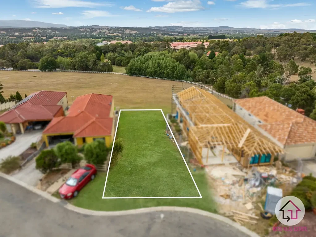 Wallan PEACEFUL LIVING WITH UNINTERRUPTED VIEWS