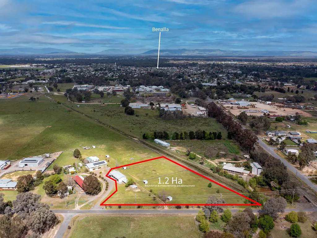 126 Racecourse Road, Benalla, VIC 3672