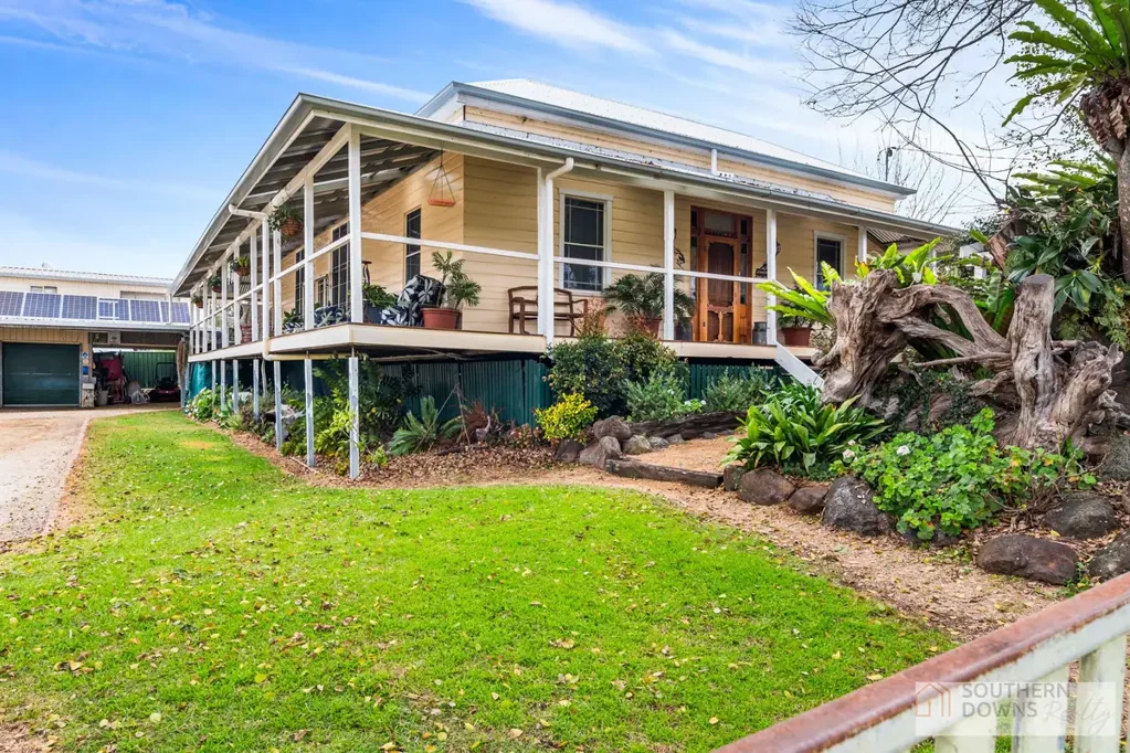 Killarney 4ਬੈੱਡਰੂਮ “BETHANY” – HISTORIC CHARM HOME WITH MODERN COMFORTS