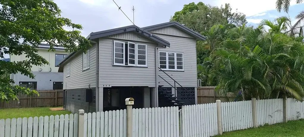 71 Hayward Street, Mooroobool, QLD 4870
