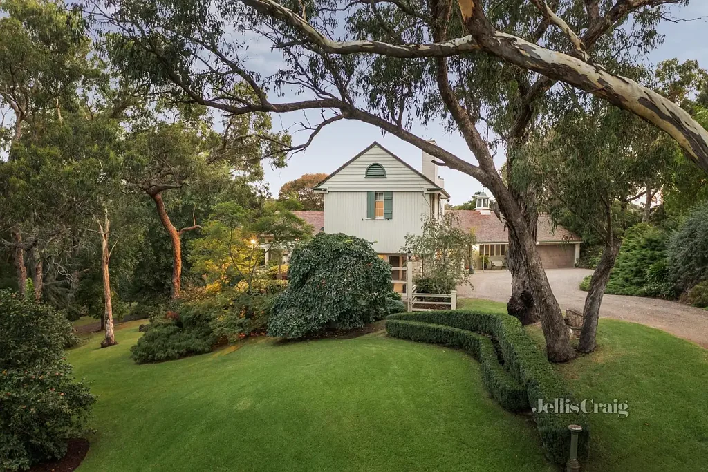 10 Yarra Hill Close, Lower Plenty, VIC 3093