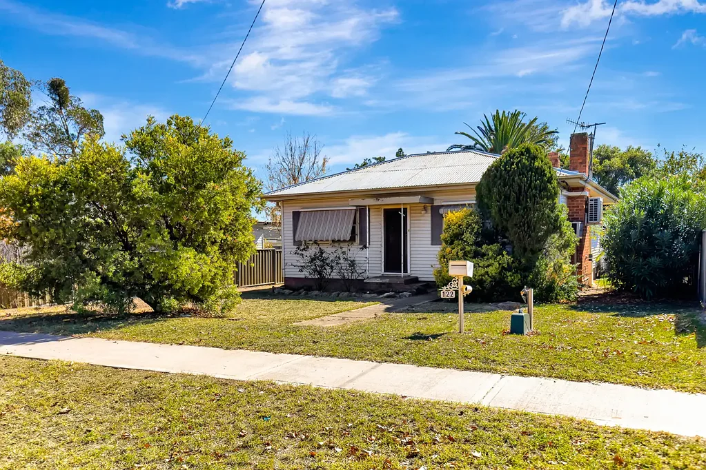 Mudgee 3房  RENOVATORS DELIGHT