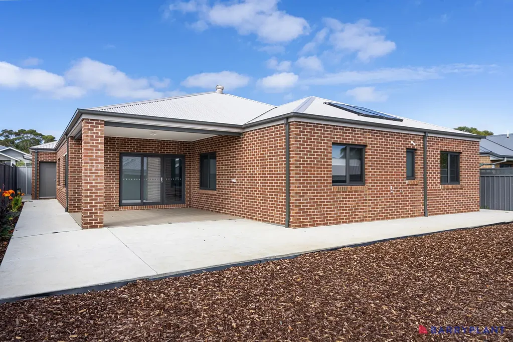 A Landmark of Space, Style and Superior Energy Efficiency in Cowes