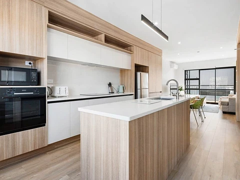 6/1B Egremont Street, Belmont, North Shore City, Auckland