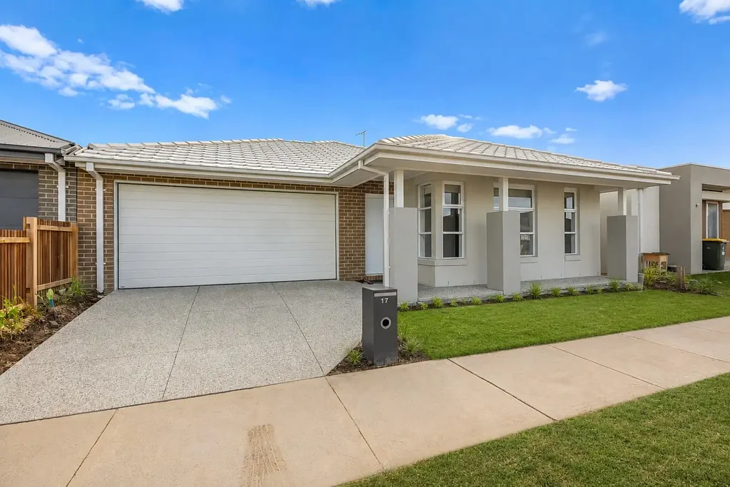 Brand New Luxury Living in Smiths Lane