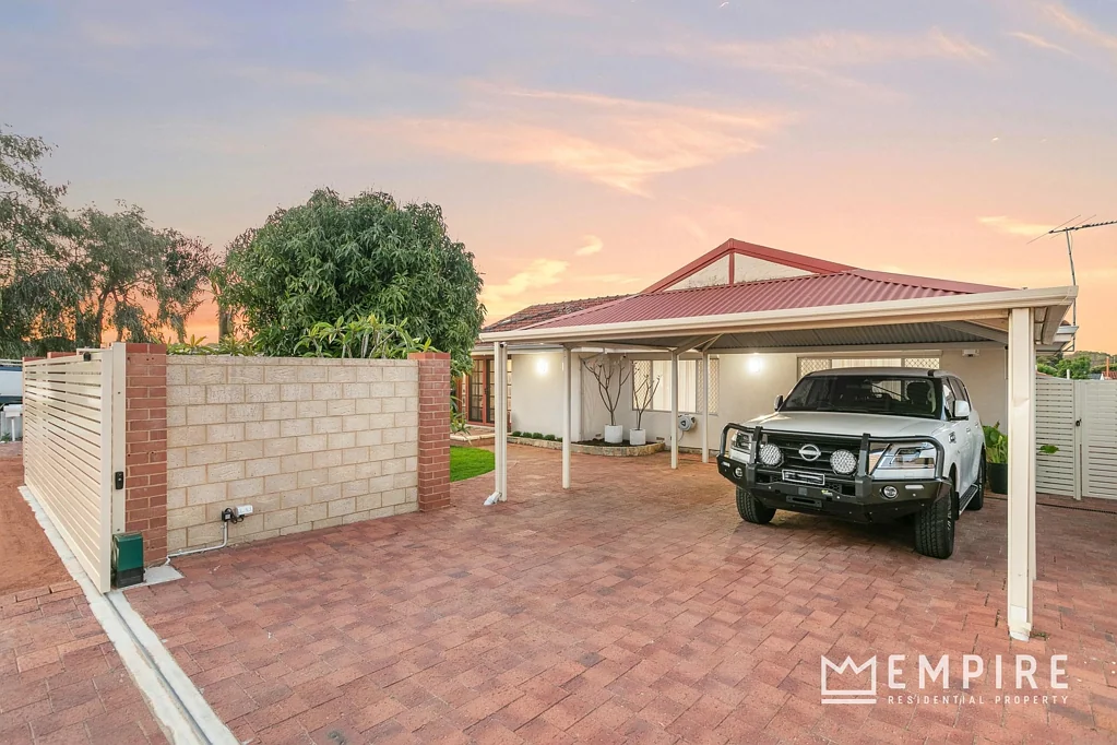 11 Williamson Road, Kardinya, WA 6163