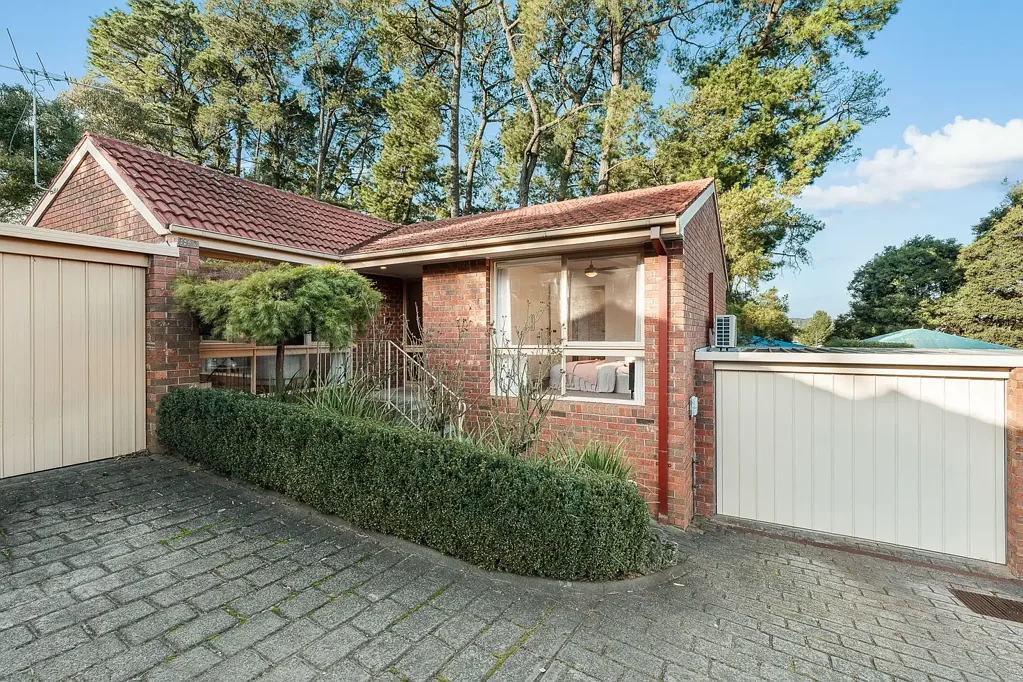 Doncaster East 2ਬੈੱਡਰੂਮ Stylish Comfort in a Prime Doncaster East Location