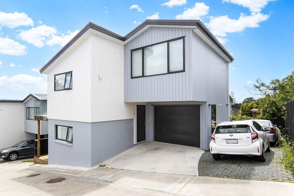 Glen Eden 4침실 Discover Your New Home in West Auckland!