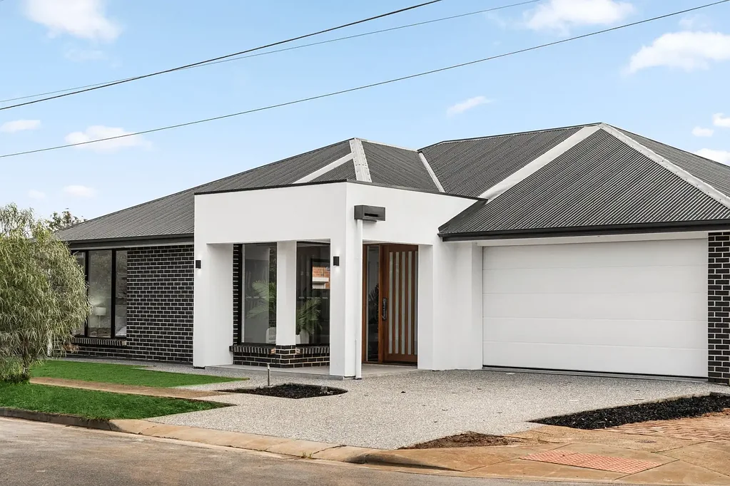 Hove 4ਬੈੱਡਰੂਮ Brand-New Coastal Living in the Heart of Hove