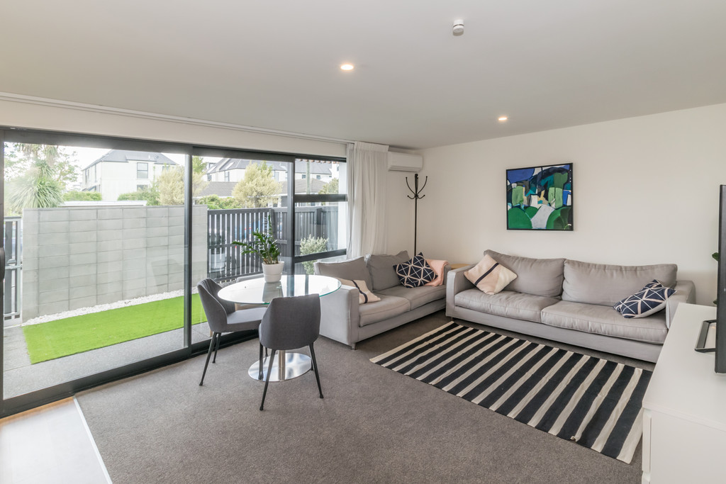 2/11 Exeter Street, Merivale, Christchurch, 1 rūma, 1 rūma horoi