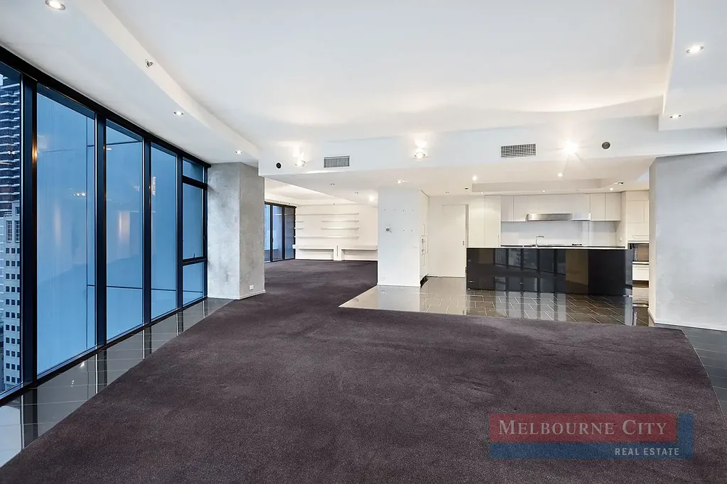 Outstanding Republic Tower Apartment  On Own Floor