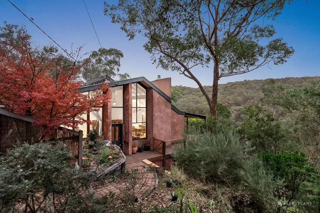 Warrandyte 4chambre Peace & privacy in prestige court location