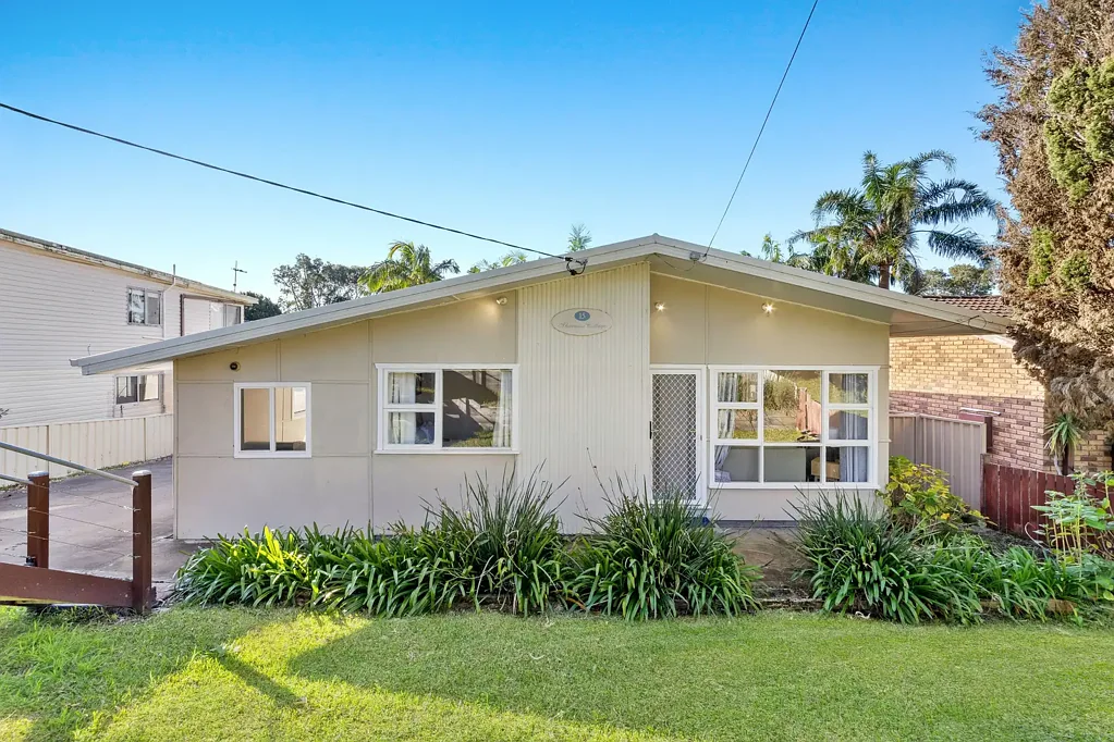 15 Scenic Drive, Budgewoi, NSW 2262