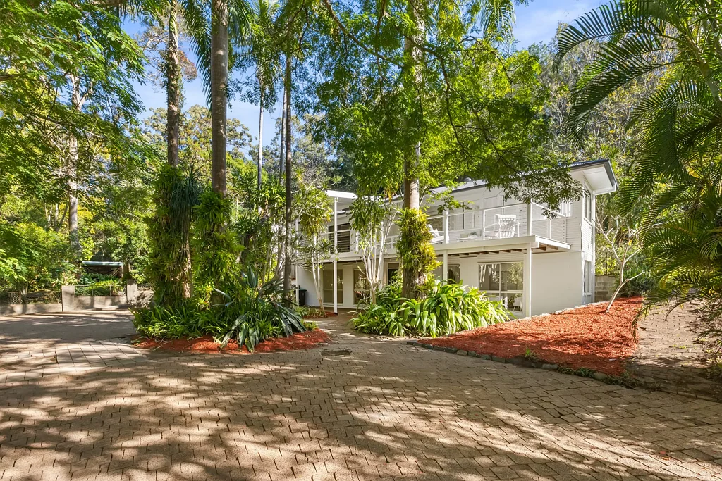 Bardon 4 Bedroom A Private Bushland Sanctuary
