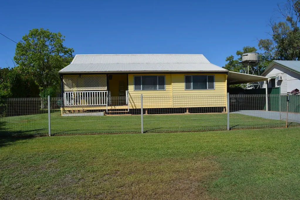 38 Ivy Street, Blackall, QLD 4472