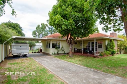 13 Allnutt Street, Donnybrook