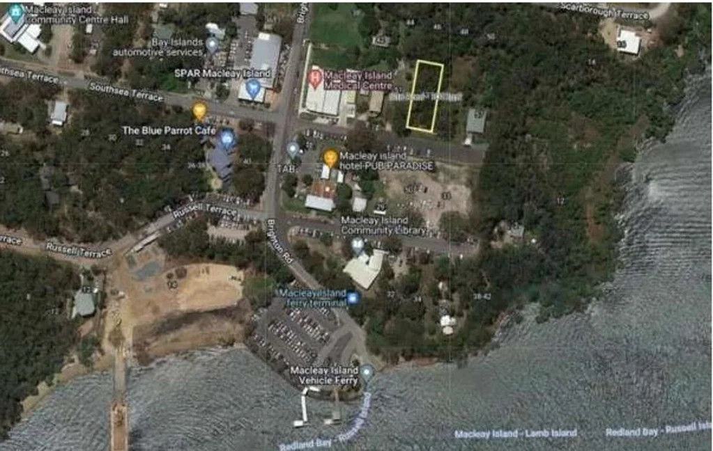 Macleay Island COMMERCIAL BLOCK FOR SALE!