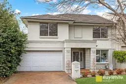 8 SKYLARK CCT, Bella Vista