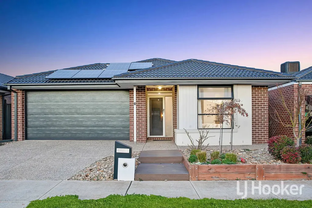 Melton South 3 Bedroom Modern Comfort, Spacious Design & Entertainer's Appeal