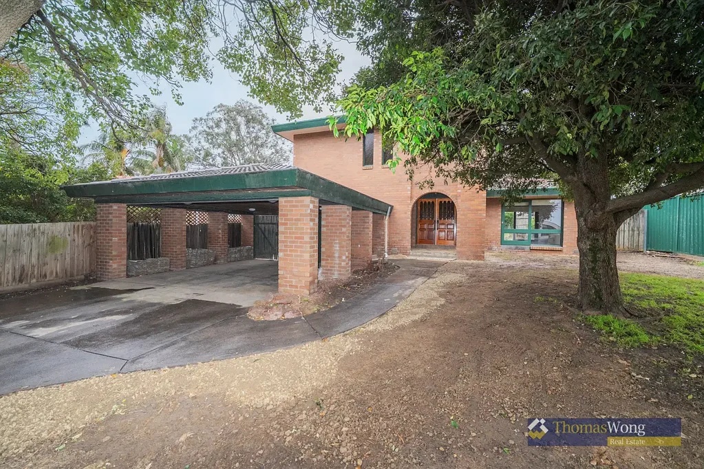 Spacious Family Living in a Premier Wheelers Hill Pocket