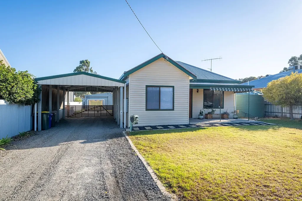 Dimboola 4Kwarto Stunning Modern Living!