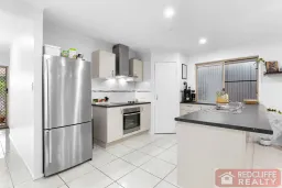 33 Grainger Circuit, Burpengary