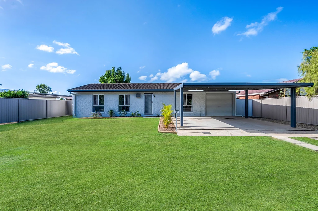21 Canterbury Road, Kirwan, QLD 4817