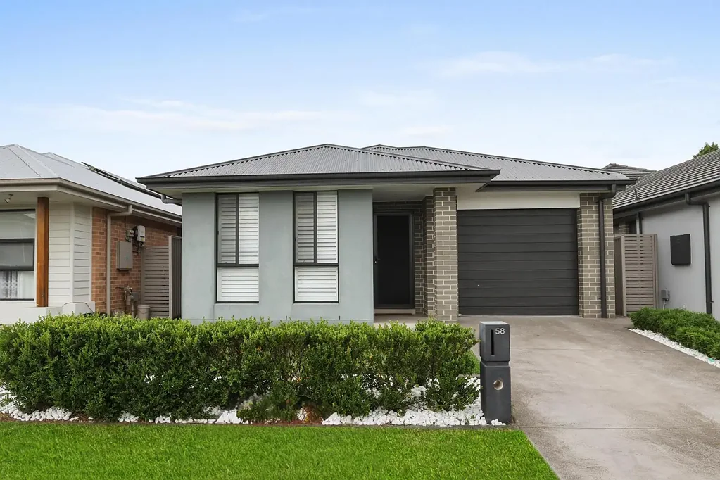 Apply Now - Century 21 | The Paramount Group