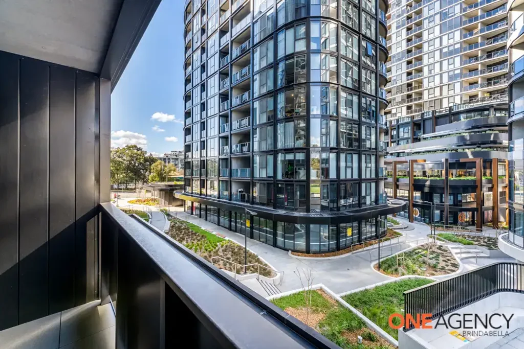 Stylish 2-Bedroom Apartment in Phillip - Your New Home Awaits!