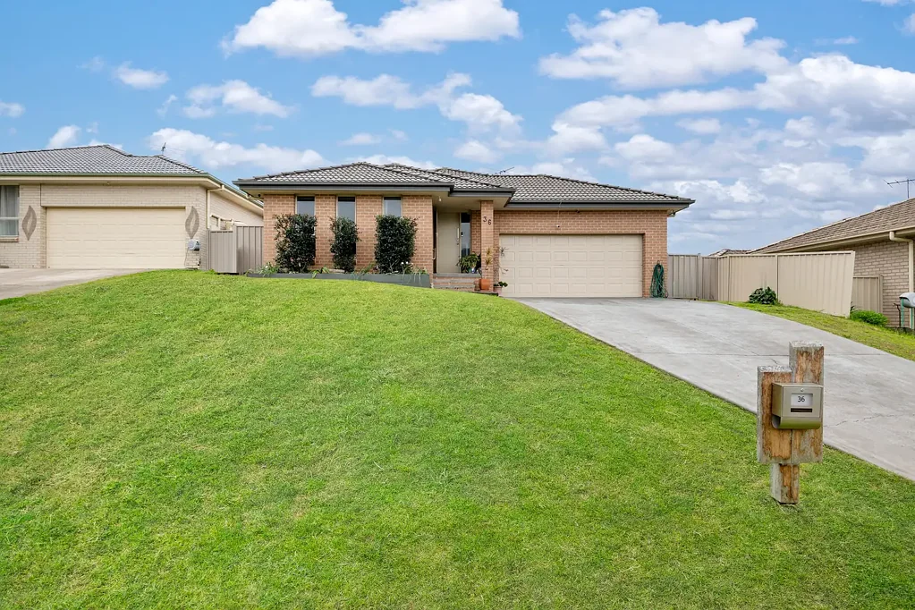 36 Pumphouse Crescent, Rutherford, NSW 2320