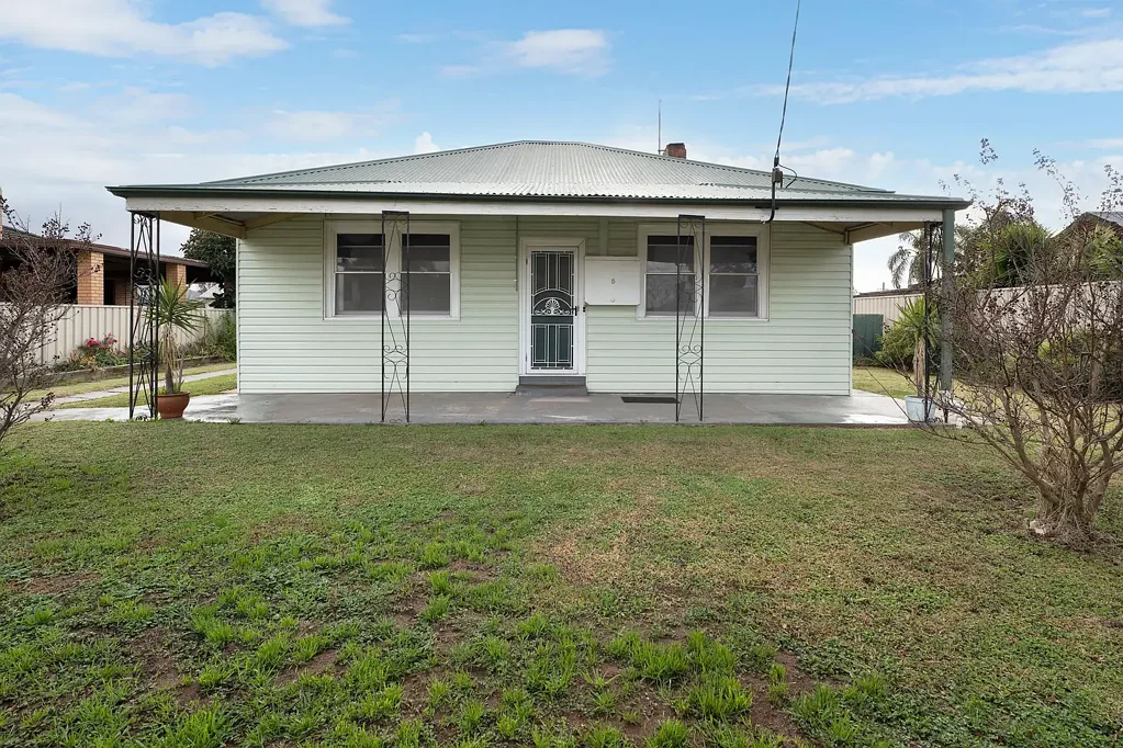 Swan Hill 3 Bedroom Freshly Updated Home on a Huge Block with Development Potential