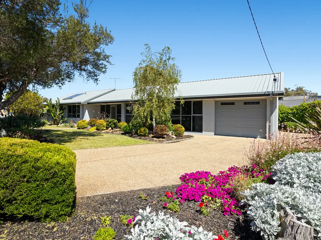 19 Weir Street, Rye, VIC 3941