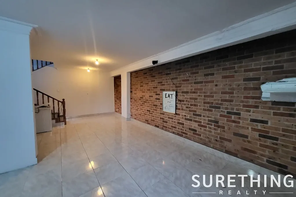 "Walk to everything, recently painted 4 bedroom Townhouse within minutes to the station"
