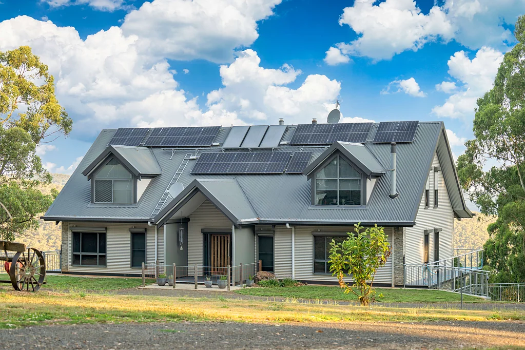 Noojee The Ridge - A Secluded Luxury Off-Grid Lifestyle